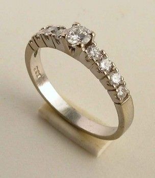 Золотое кольцо с бриллиантами, Артикул 159