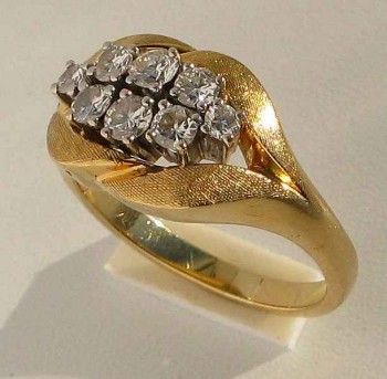 Золотое  кольцо с бриллиантами, Артикул 2045