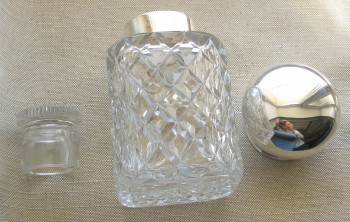 чайница, серебро 835 проба, Германия, WILHELM BINDER , 160х84мм, килограмм общий вес ., Артикул 1484