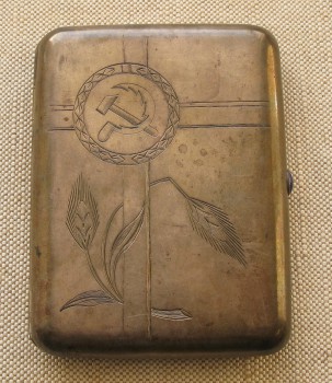 Портсигар, серебро 875 проба, Агитация, 153.7 грамма, 108х81мм. 1921-27гг., Свердловское ювелирное товарищество., Артикул 1495