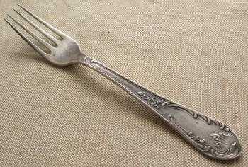 Вилка столовая, серебро 875 проба, платиноприбор, 1927-1946., Москва,  76.8 грамма, 217мм., Артикул 1537