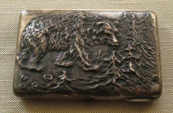 Портсигар, массивный, Медведь, 247 грамм, серебро 84 проба, 115х78мм, Россия, Москва, 1908-1917гг., Прокопий Никитин., Артикул 1564