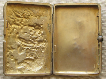 Портсигар, массивный, Медведь, 247 грамм, серебро 84 проба, 115х78мм, Россия, Москва, 1908-1917гг., Прокопий Никитин., Артикул 1564