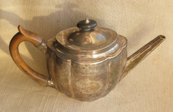 Чайник, серебро 925 проба, Англия, Лондон, 1798г., 445грамма, ширина 280мм, высота 180мм., Артикул 1575