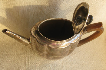 Чайник, серебро 925 проба, Англия, Лондон, 1798г., 445грамма, ширина 280мм, высота 180мм., Артикул 1575