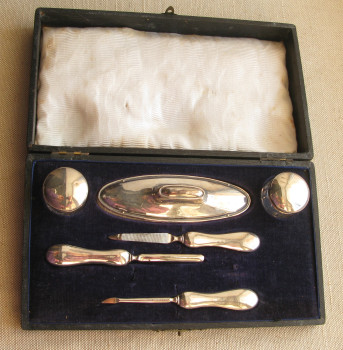 Дамский маникюрный набор, серебро 925 проба, сталь, стекло, Англия, Бирмингем, Честер, 1923г.,, Артикул 1579