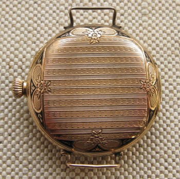 LONGINES, золото 56 проба, 31.5мм , 24.2 грамма, 1915гг. Швейцария., Артикул 1677