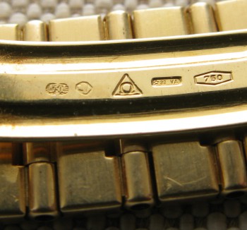 OMEGA CONSTELLATION, золото 750 проба, 79.4грамма общий вес, 28мм диаметр, женские., Артикул 1681