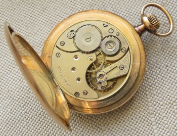Карманные часы OMEGA, Омега, золото 56 проба, Швейцария, 1912-1916гг. 51мм. 83.1 грамма., Артикул 1683
