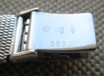 Часы наручные OMEGA CHRONOMETER AUTOMATIC Constellation, золото 750 проба, Швейцария, 1972г., 80 грамм, 198мм., Артикул 1705