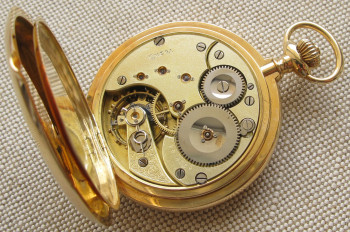 Карманные часы, Омега, OMEGA, золото 750 проба, 133,5 грамма, 54,6мм, 1916г., выписка из архива Омега, выписка из магазина . на ходу. коробка не входит в стоимость лота., Артикул 1721