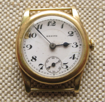 Наручные часы, ZENITH, золото 750 проба, 1918г., 16.1грамма, 25мм, дефект циферблата, на ходу., Артикул 1729