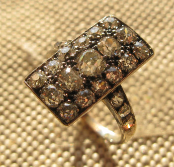 Кольцо, бриллианты 1.5 карата, золото, 2,6 грамма, 16 размер. оригинальная коробка. Конец 19-начало 20 века., Артикул 572