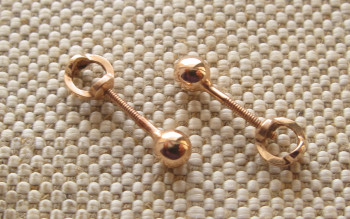 серьги, золото 581 проба по спектрометру, 1,1 грамма. диаметр 3.5мм, 14мм длинна., Артикул 589